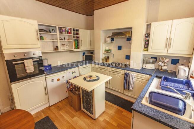 Kitchen b