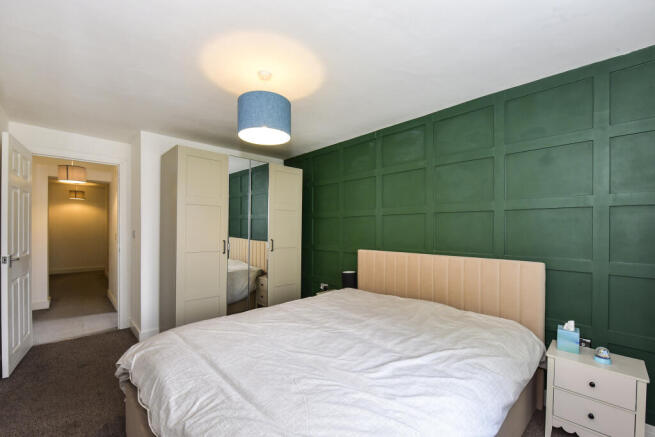 3 bed Terraced for sale Image 10