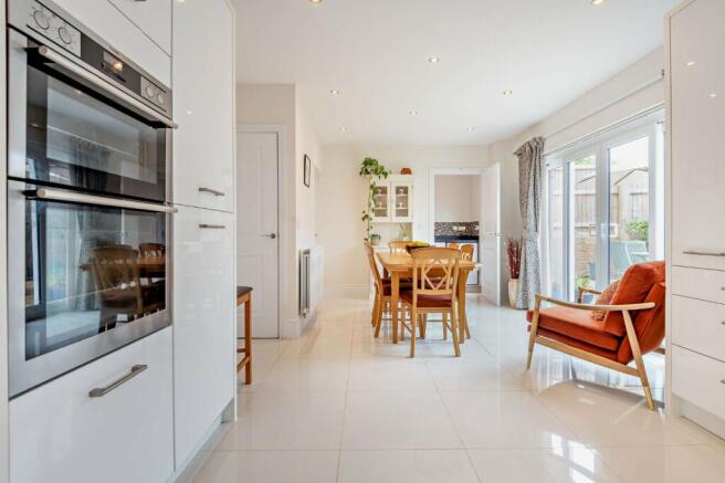 Kitchen/Breakfast