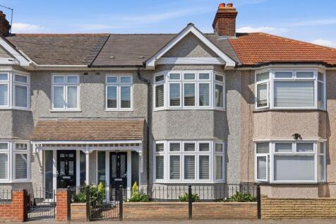 Edward Road, Romford, RM6