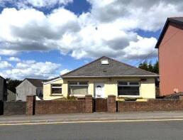 Cartref, Strathview, High Street, Newport NP11 4HT