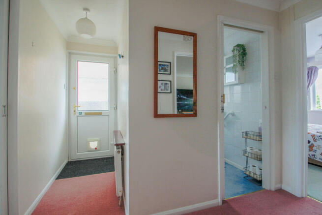 2 bed Semi-Detached Bungalow for sale Image 9