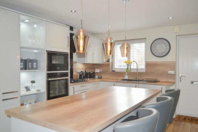 Lounge/Diner/Kitchen
