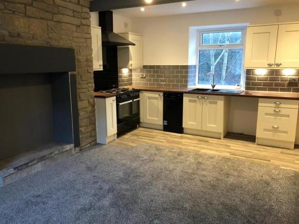 OPEN PLAN LIVING KITCHEN