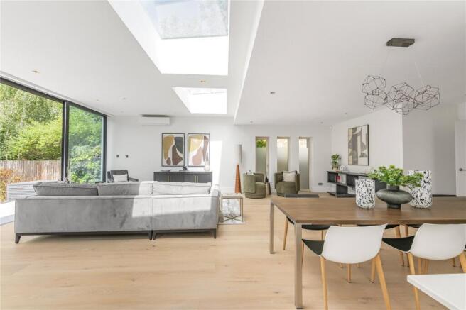 Kitchen/Reception