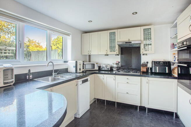 Kingswood, Wotton-under-Edge photo 4