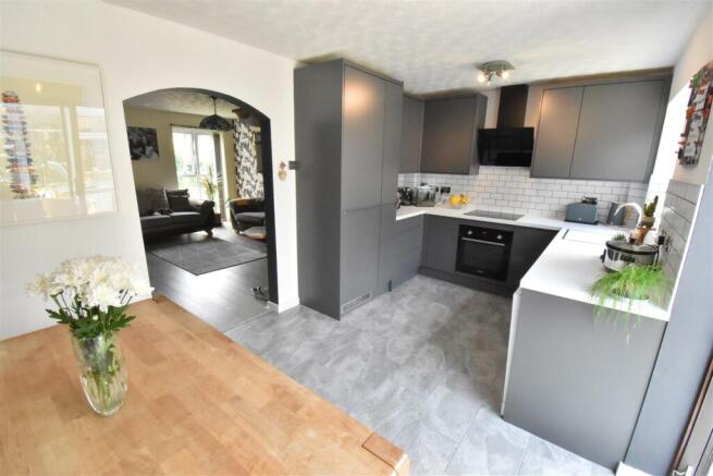 kitchen2.JPG