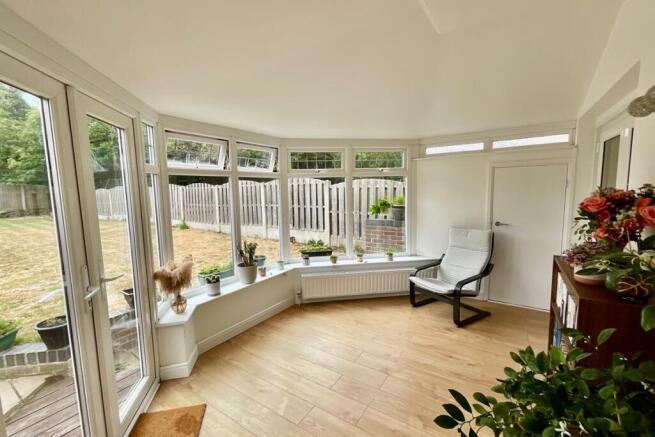 3 bed Semi-Detached for sale Image 12