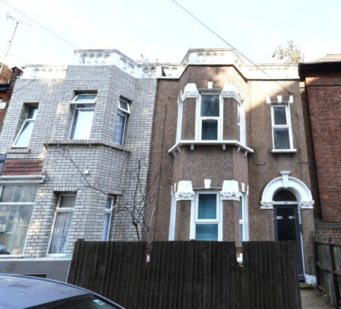 Freehold Investment Opportunity ¿ Two Spacious