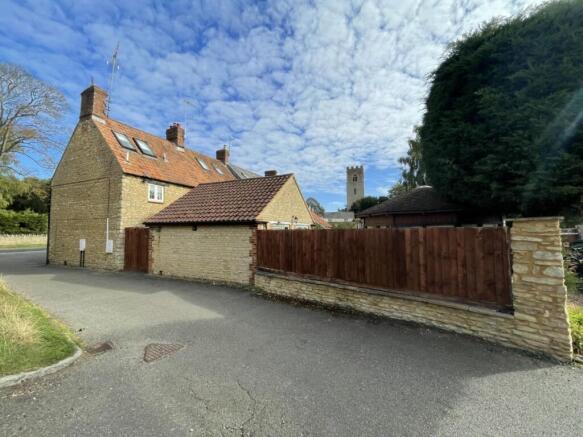 Northampton Road, Lavendon photo 4