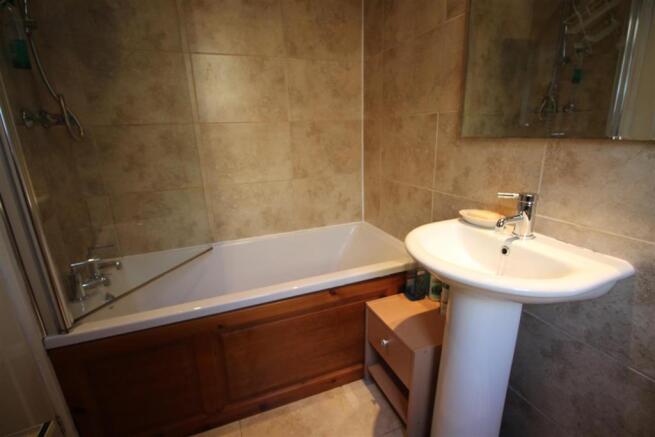 HOUSE BATHROOM