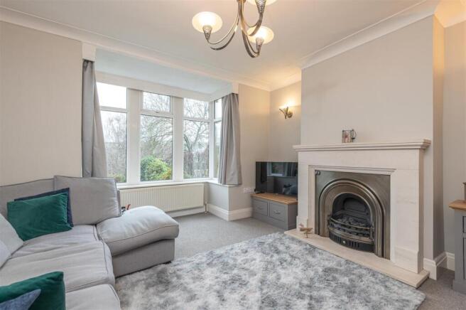 3 bed Semi-Detached for sale Image 4
