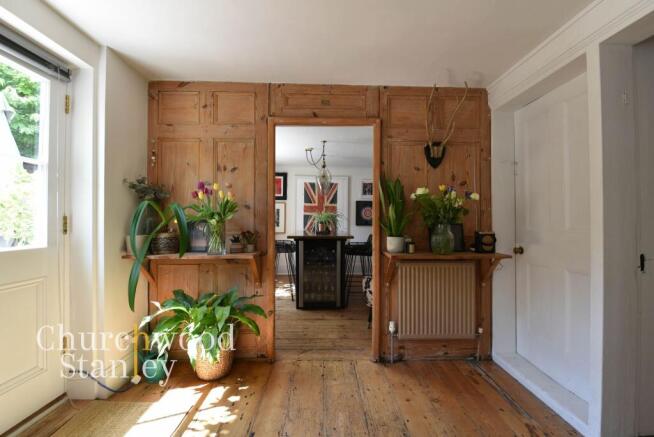Kitchen to dining