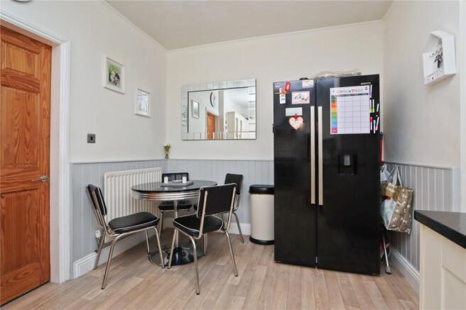 Kitchen Pic 2