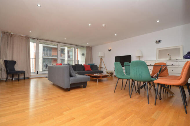 3 Double Bedroom Apartment to Rent