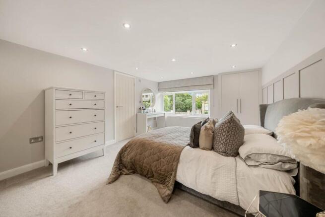 4 bed End of Terrace for sale Image 4
