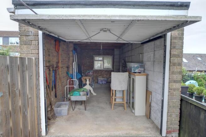 2 bed Semi-Detached Bungalow for sale Image 9