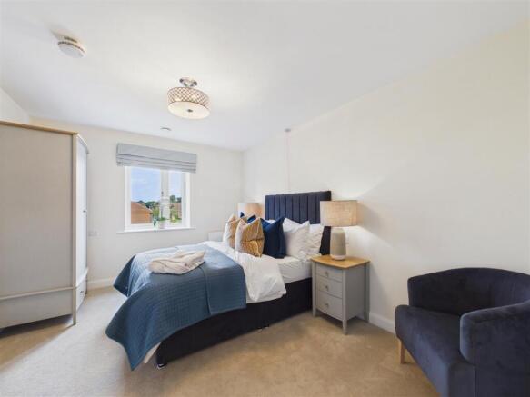 2 bed Apartment for sale Image 5