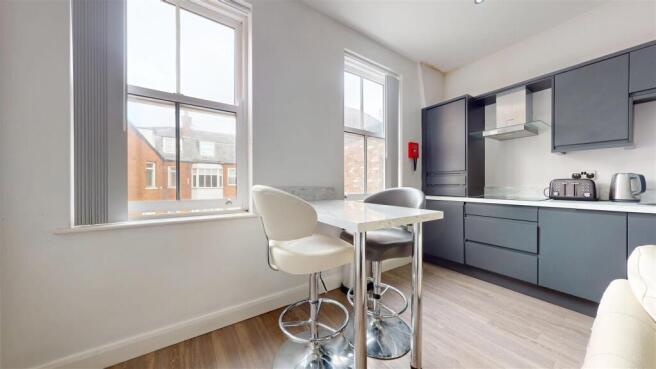 Coronation Walk To Let