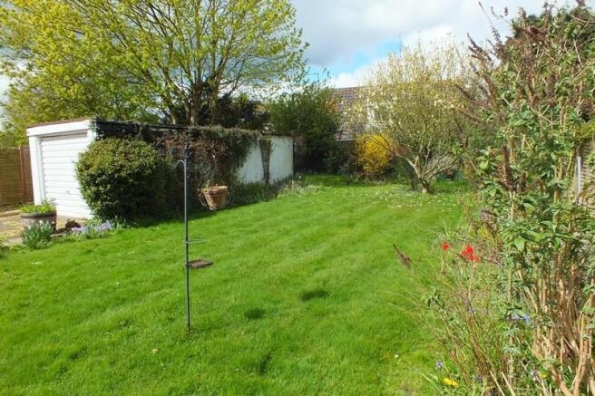 Garden 2 USE.JPG