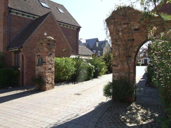 Photo 16