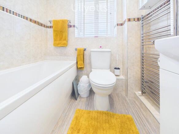 3 bed Semi-Detached for sale Image 12