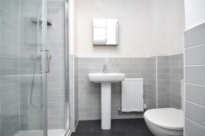 4 bed Detached for sale Image 11