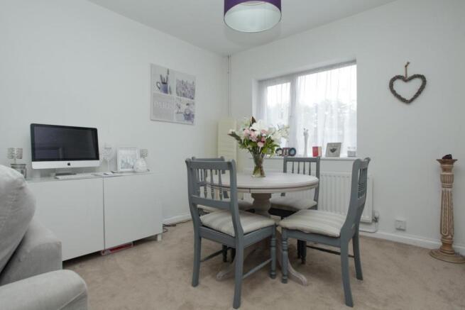 23 Stirling Way-7.jp
