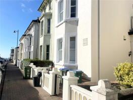 Second Floor Flat, 24, Norfolk Road, Littlehampton BN17 5PN