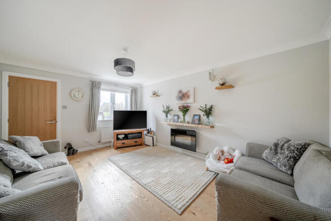 1409806-7-698dcf5...