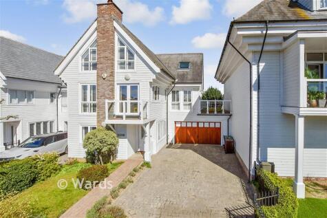 Rougemont, Kings Hill, West Malling, Kent
