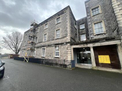 Flat 3, Vincent Court, 16 Craigie Drive, Plymouth, Devon PL1 3FW