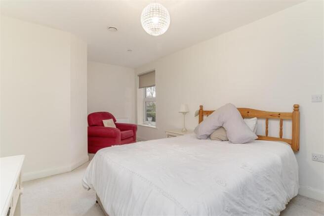 1 bed Flat for sale Image 9