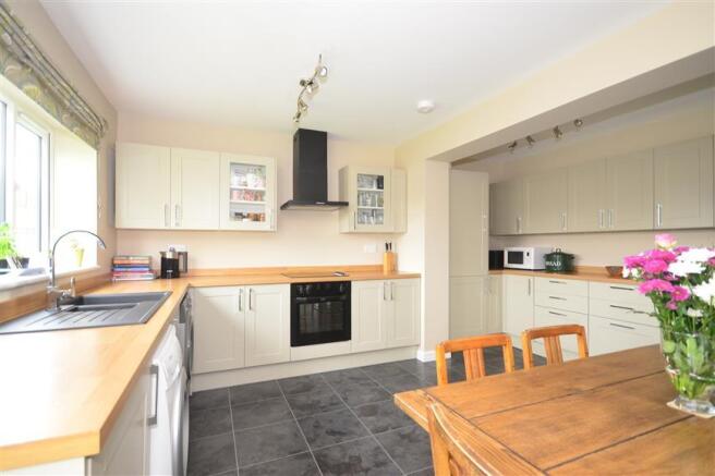Kitchen/Dining Room