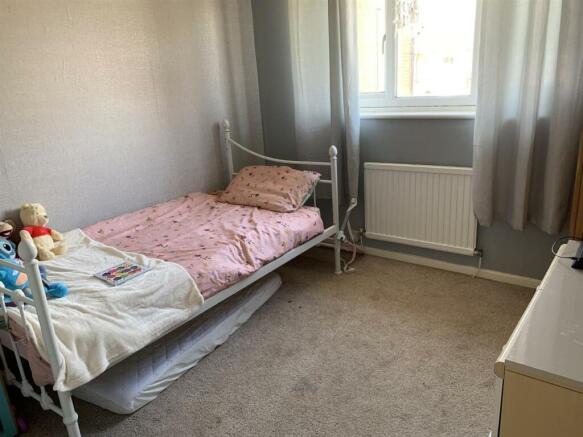 Bedroom...jpg