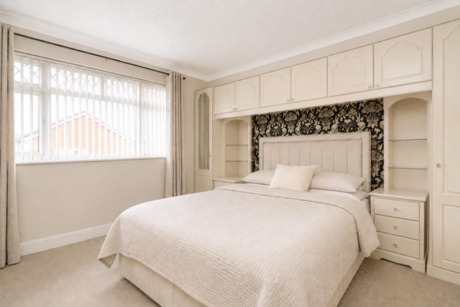 3 bed Semi-Detached for sale Image 11
