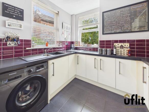 3 bed Terraced for sale Image 4