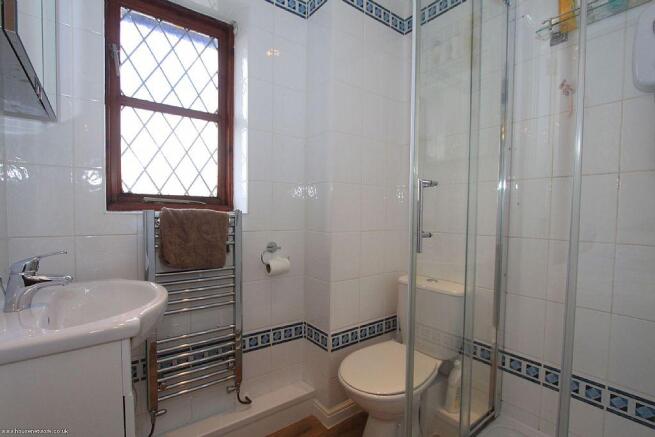 En Suite 1
