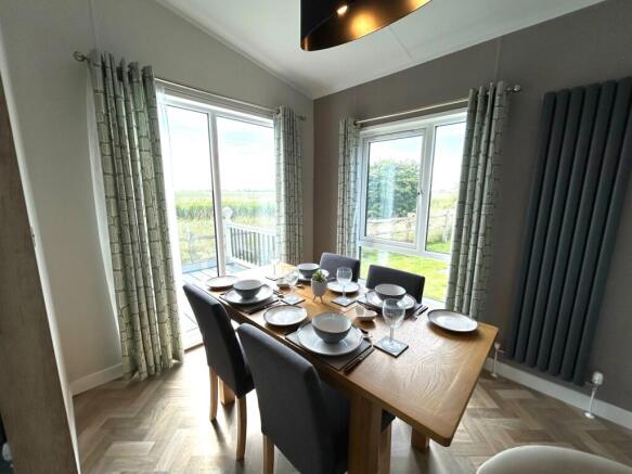 2023 Sunseeker Sensation, New Beach Holiday Park, Dymchurch, Romney Marsh, Kent, TN29 0JX photo 4