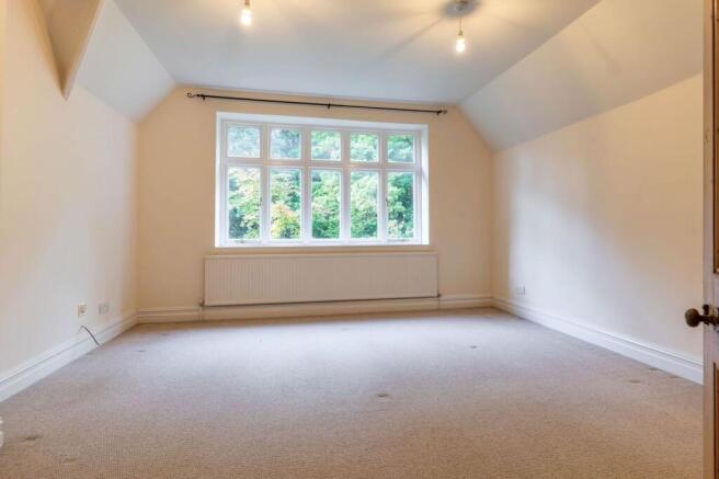 Shepley Road, Barnt Green, B45 photo 4