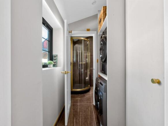 2 bed Terraced for sale Image 12