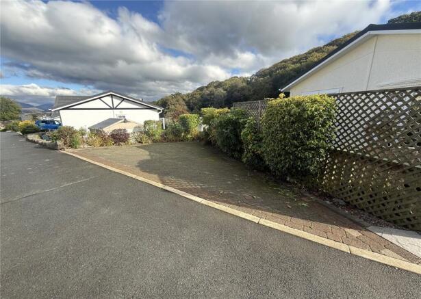 Old Llanfair Road, HARLECH, Gwynedd, LL46 photo 4