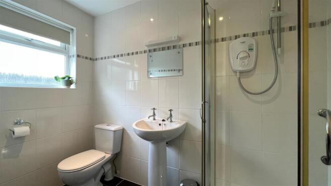 Principal Bedroom Ensuite