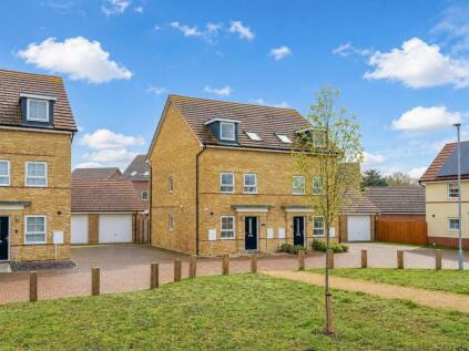 Eagle Close, Red Lodge