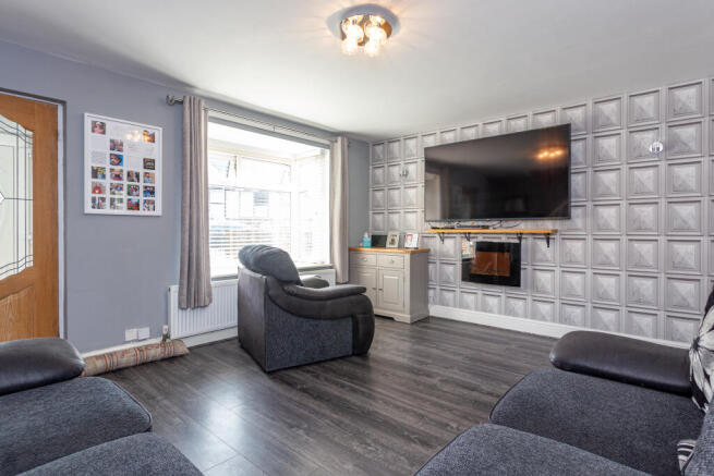 2 bed Semi-Detached for sale Image 4