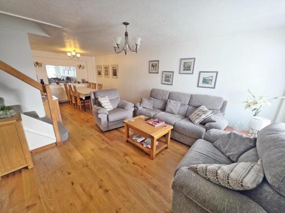 Lounge / Dining Room