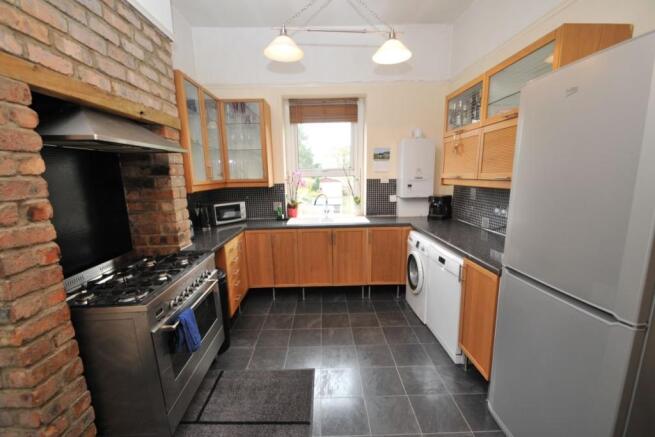 Kitchen / Breakfast Room