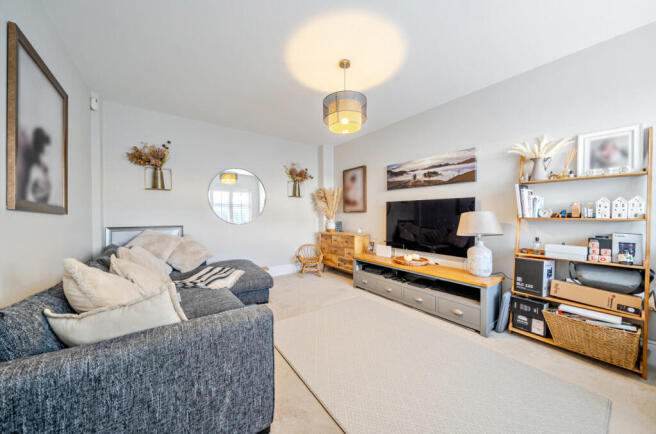 1384235-5-692984f...