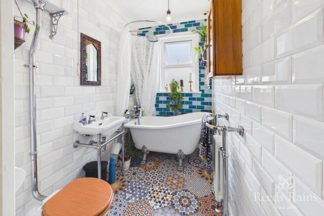 4 bed Terraced for sale Image 11