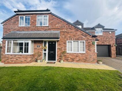 Cross Street, Crowle